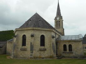Vue arrière, église Saint Médard
